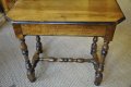 Table noyer Louis XIII