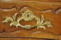 Commode sauteuse Provençale Louis XV