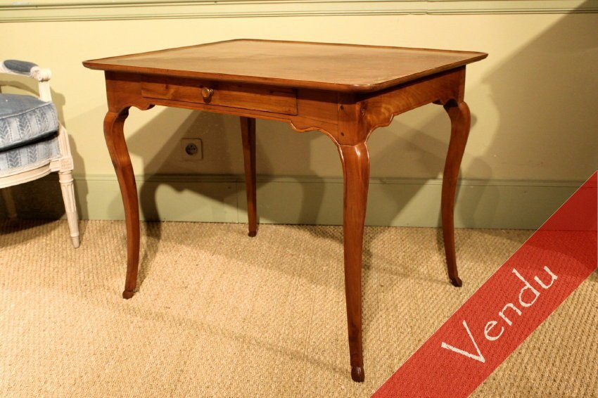 Table cabaret époque Louis XV