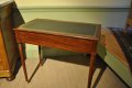 Petit bureau Louis XVI