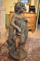 Statue en fonte d'une jeune fille