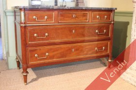 Commode Louis XVI en acajou
