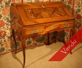 bureau de pente époque L XV