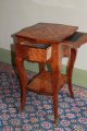 Charmante petite table volante époque Louis XV