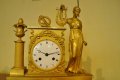 Pendule en bronze doré