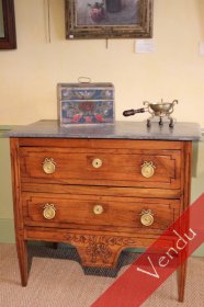 Petite commode Louis XVI