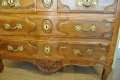 Commode galbée Parisienne