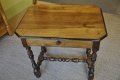 Table noyer Louis XIII