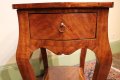 Charmante petite table volante époque Louis XV