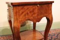 Charmante petite table volante époque Louis XV
