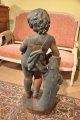 Statue en fonte d'une jeune fille