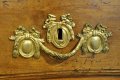 Commode galbée Parisienne