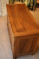 Commode époque Restauration en noyer