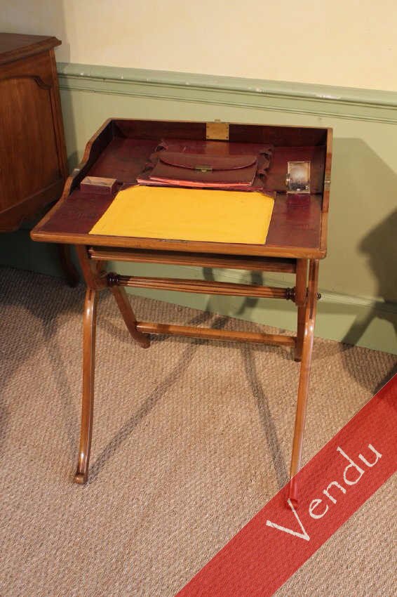 Bureau d'officier 