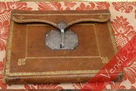Rare portefeuille en maroquin époque XVIIIe