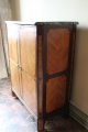 Petite armoire en bois de placage