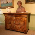 Très chic commode époque restauration