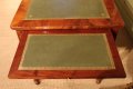 Bureau plat en acajou Restauration