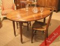 Table ovale en noyer