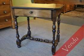 Table noyer Louis XIII