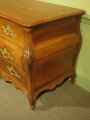 Commode galbée époque Louis XV