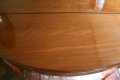 Table ovale à bandeau Directoire en acajou