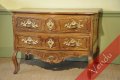 Commode sauteuse Provençale Louis XV