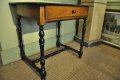 Table noyer Louis XIII
