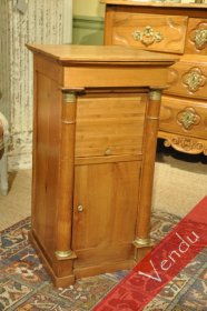 Table de nuit Empire