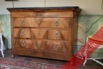  Commode époque Restauration en noyer