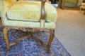 Large fauteuil début du XVIIIe