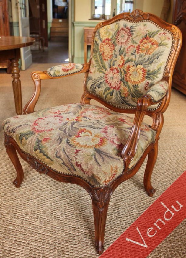 Fauteuil dossier plat