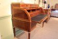 Large bureau Cylindre en acajou époque Louis XVI